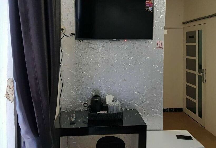 Пансион Koolkost Near Sepinggan Airport Balikpapan