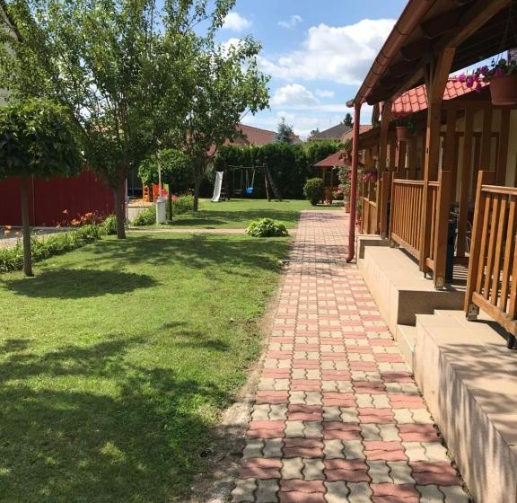 膳宿费 Aqua Azur Guesthouse