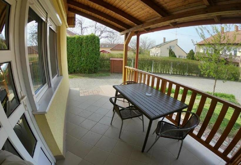 膳宿费 Aqua Azur Guesthouse