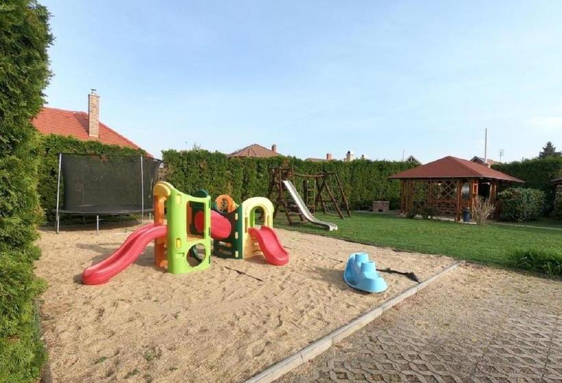 膳宿费 Aqua Azur Guesthouse