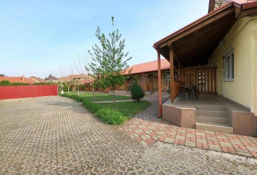 膳宿费 Aqua Azur Guesthouse