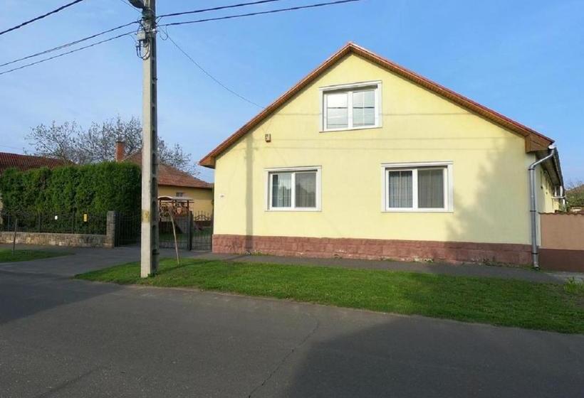 膳宿费 Aqua Azur Guesthouse