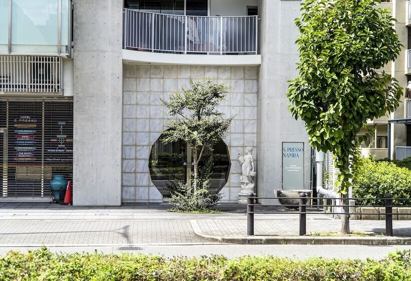 بنسيون Spresso Namba Parks Street