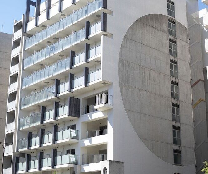 بنسيون Spresso Namba Parks Street