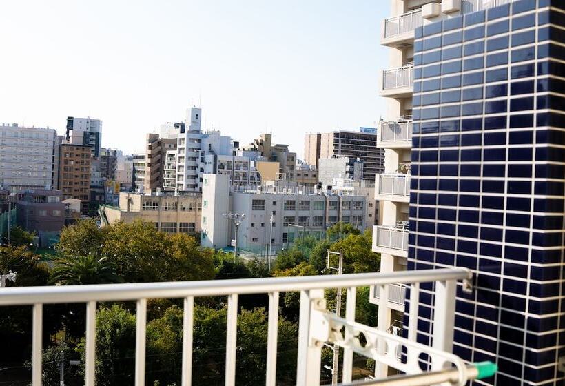 بنسيون Spresso Namba Parks Street