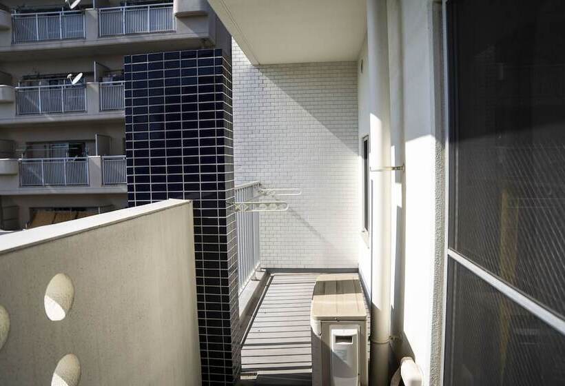 بنسيون Spresso Namba Parks Street