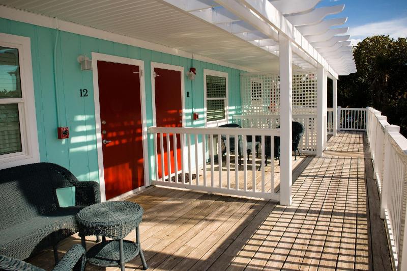 منتجع Tropic Isle At Anna Maria Island Inn