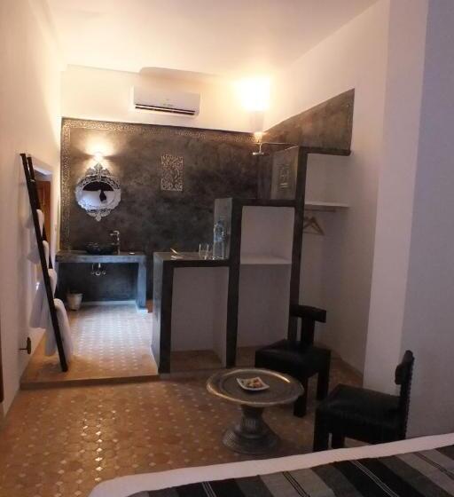 ریاض Dar Faracha Fes