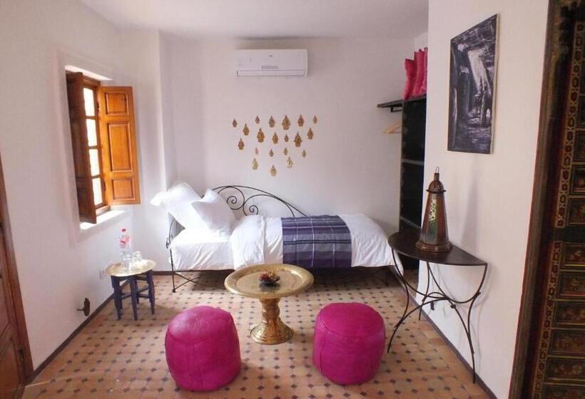 ریاض Dar Faracha Fes