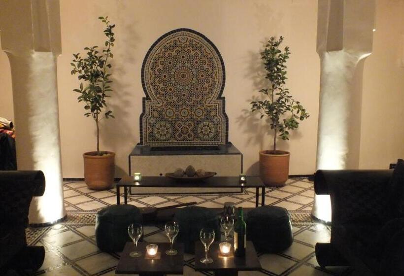 ریاض Dar Faracha Fes