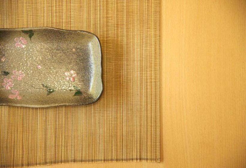 ריוקאן Mashikokan Satoyama Resort