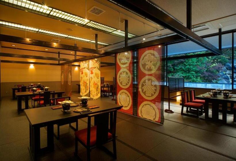 ריוקאן Mashikokan Satoyama Resort