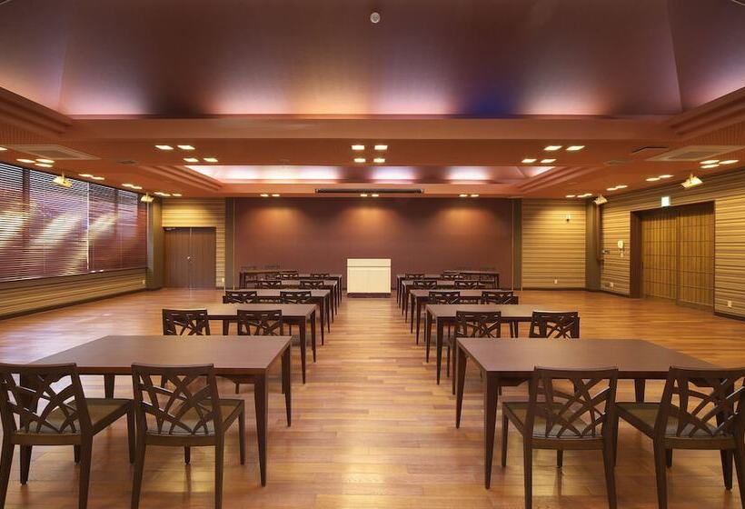 ריוקאן Mashikokan Satoyama Resort