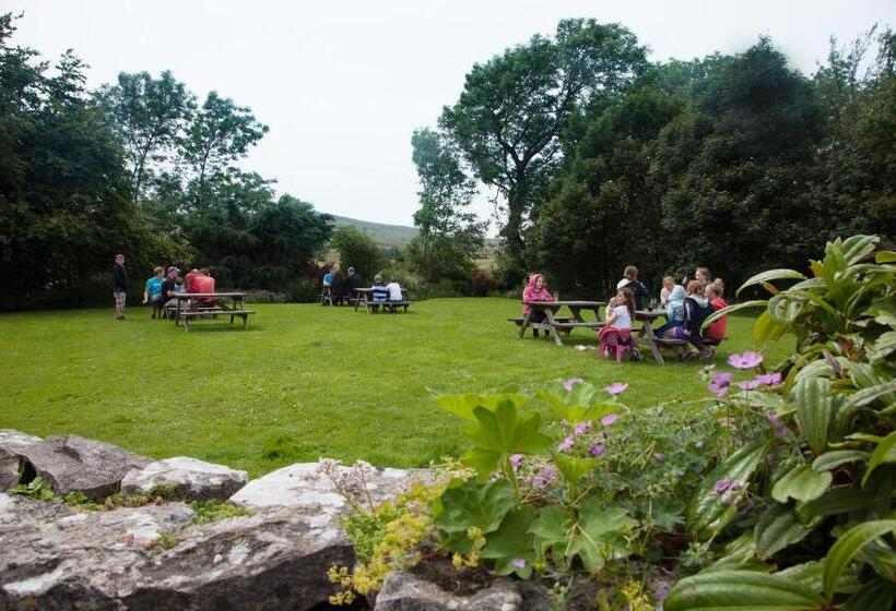 호스텔 The Fat Lamb Country Inn And Nature Reserve