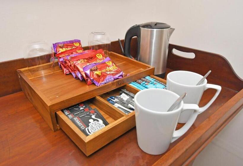 Общежитие The Fountain Inn