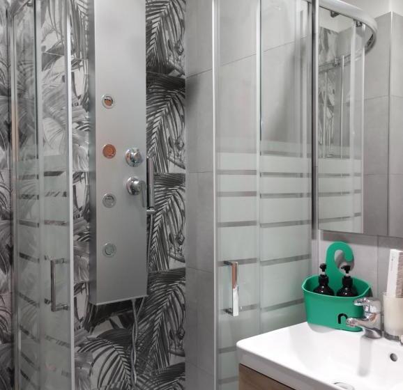 تختخواب و صبحانه Al Quadrato D Oro Rooms