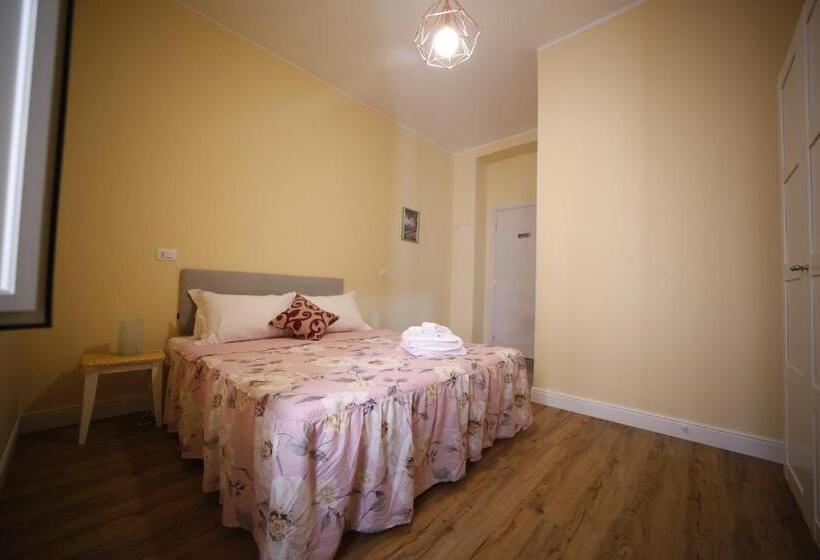 تختخواب و صبحانه Al Quadrato D Oro Rooms
