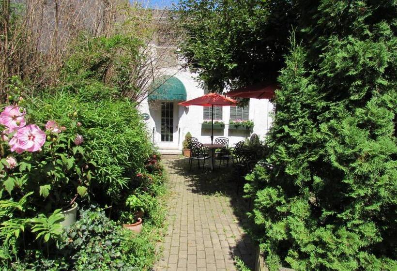 住宿加早餐  Blairpen House Country Inn