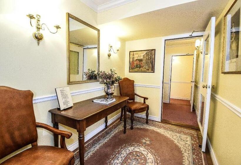 住宿加早餐  Blairpen House Country Inn