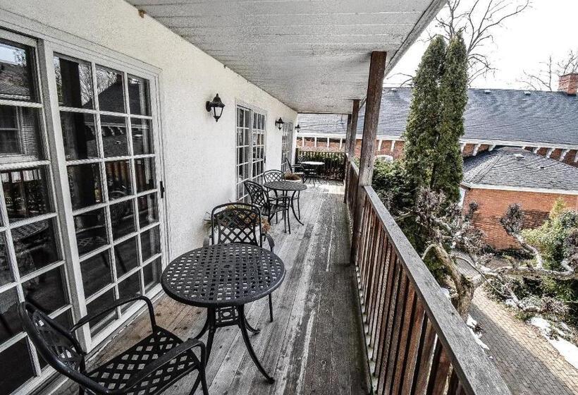 住宿加早餐  Blairpen House Country Inn