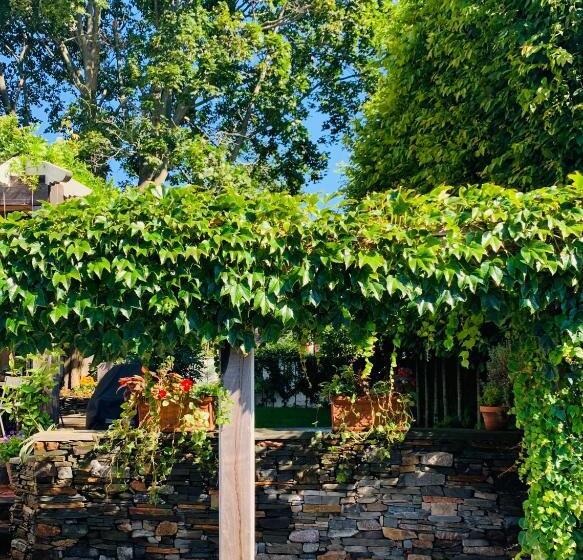 ベッドアンドブレックファースト Captain Simeon Potter House