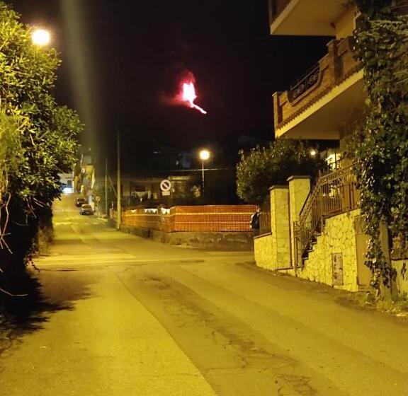 住宿加早餐  Etna En Vie