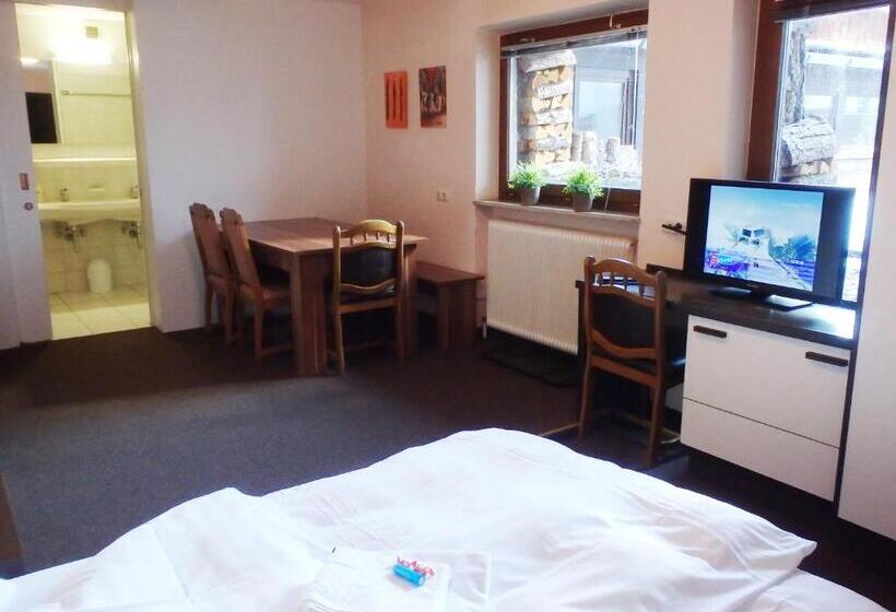 Bed and Breakfast Haus Arnold By Châtel Reizen