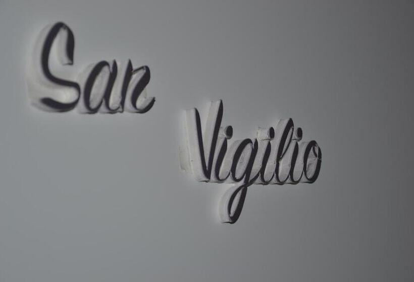 تختخواب و صبحانه In Centro Glam