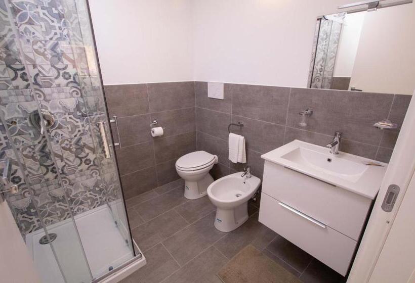 تختخواب و صبحانه Le Torrette Rooms And Apartments