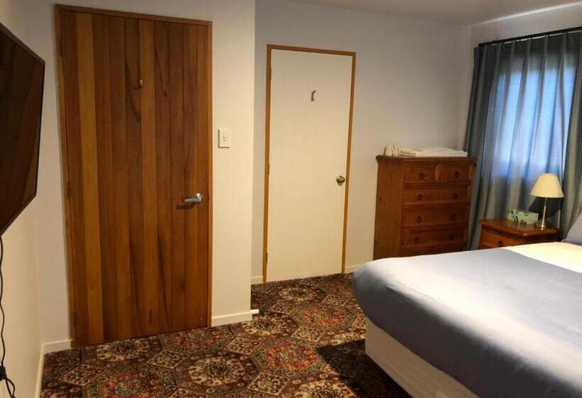 تختخواب و صبحانه Visitor Room Self Check In