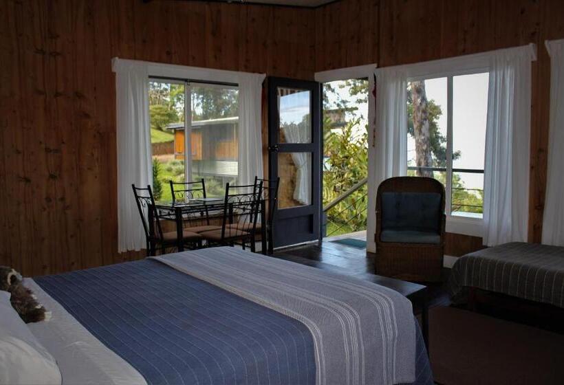 تختخواب و صبحانه The Lodge At Reventazon River Mountain Ranch