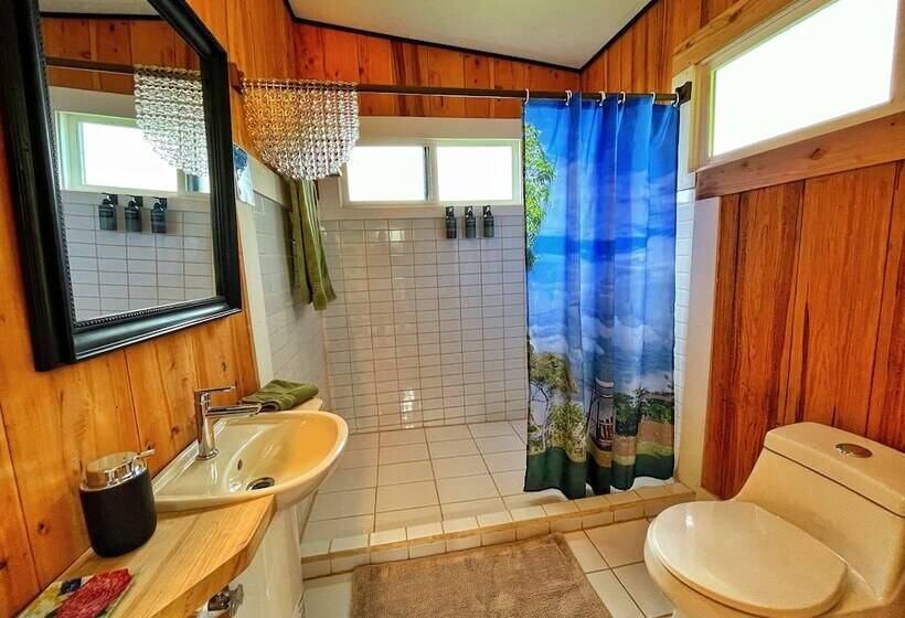 تختخواب و صبحانه The Lodge At Reventazon River Mountain Ranch