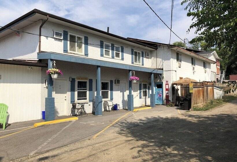 Creston Valley Motel