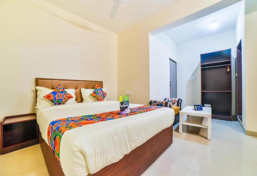 Fabhotel K7 Trends With Pool, Baga Beach   Nr Baga Beach