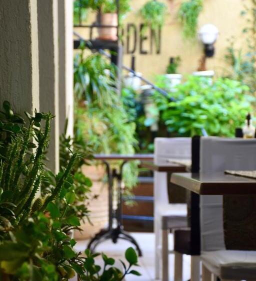 Family Hotel Apolonia