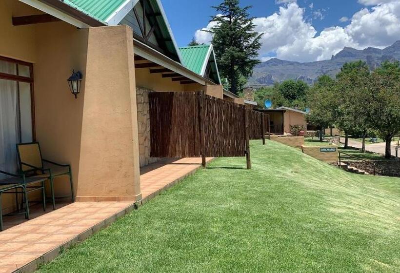Gooderson Drakensberg Gardens Golf & Spa Resort