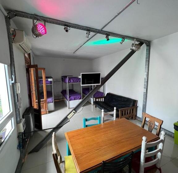 High Hostel Rosario