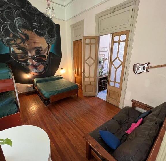High Hostel Rosario