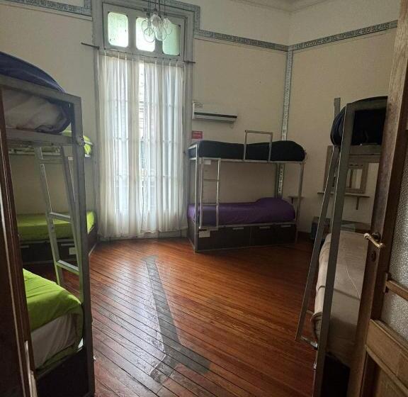 High Hostel Rosario