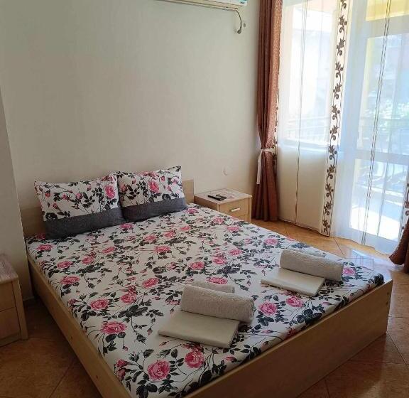 酒店 виктория созопол