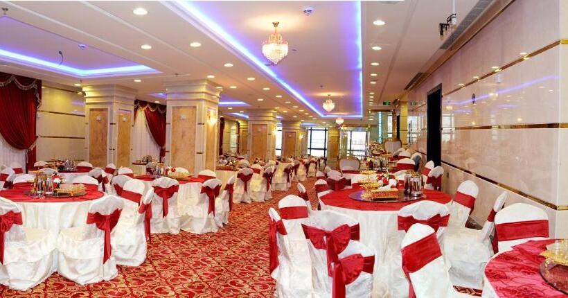 בית מלון כפרי Al Waleed Tower