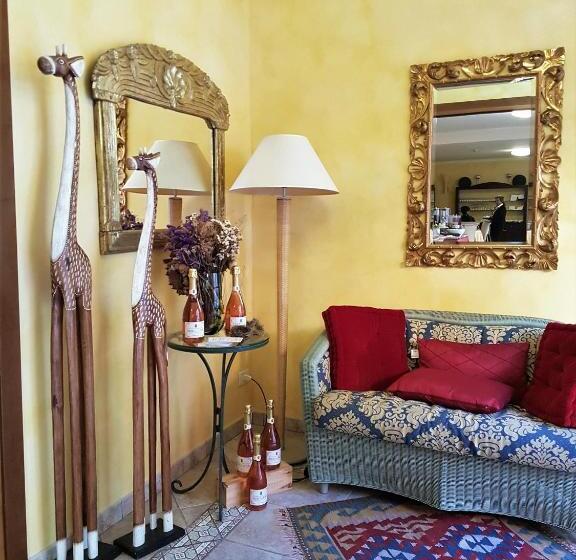 ホテル Albergo Fiorita