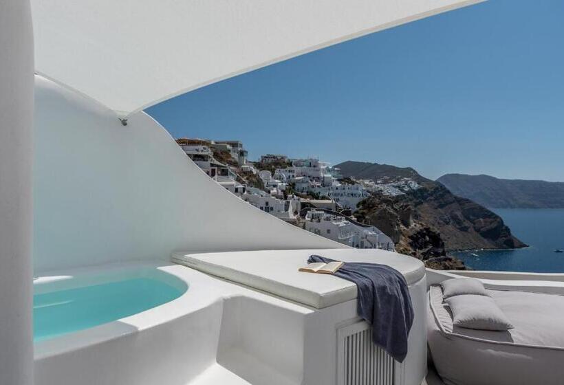 هتل Chelidonia Luxury Suites