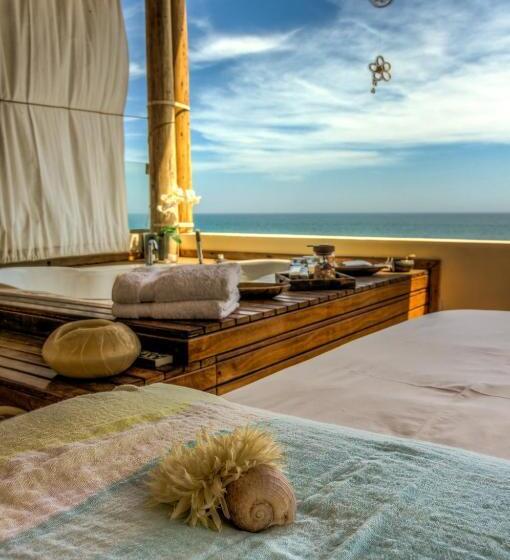 Отель Dco Suites Lounge & Spa