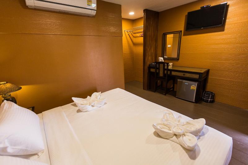 ホテル Marina Jomtien Beach