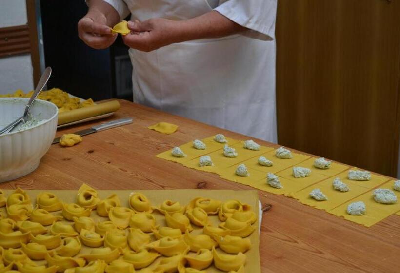 Отель Miramonti