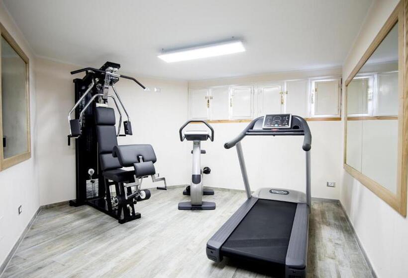 Отель Miramonti