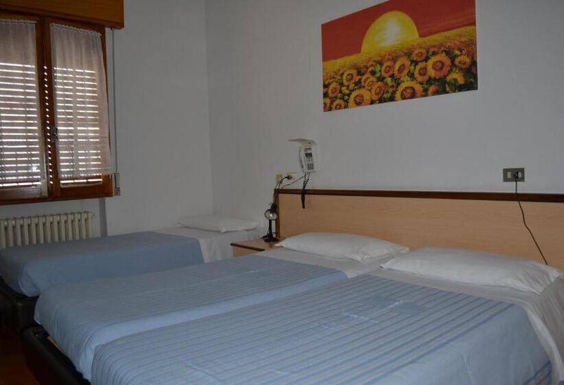 Отель Miramonti