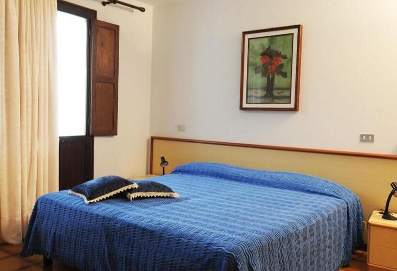 Отель Miramonti