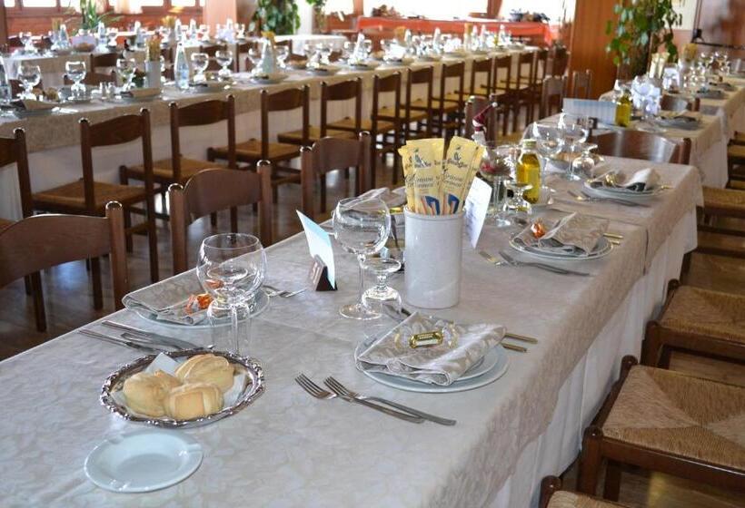 Отель Miramonti